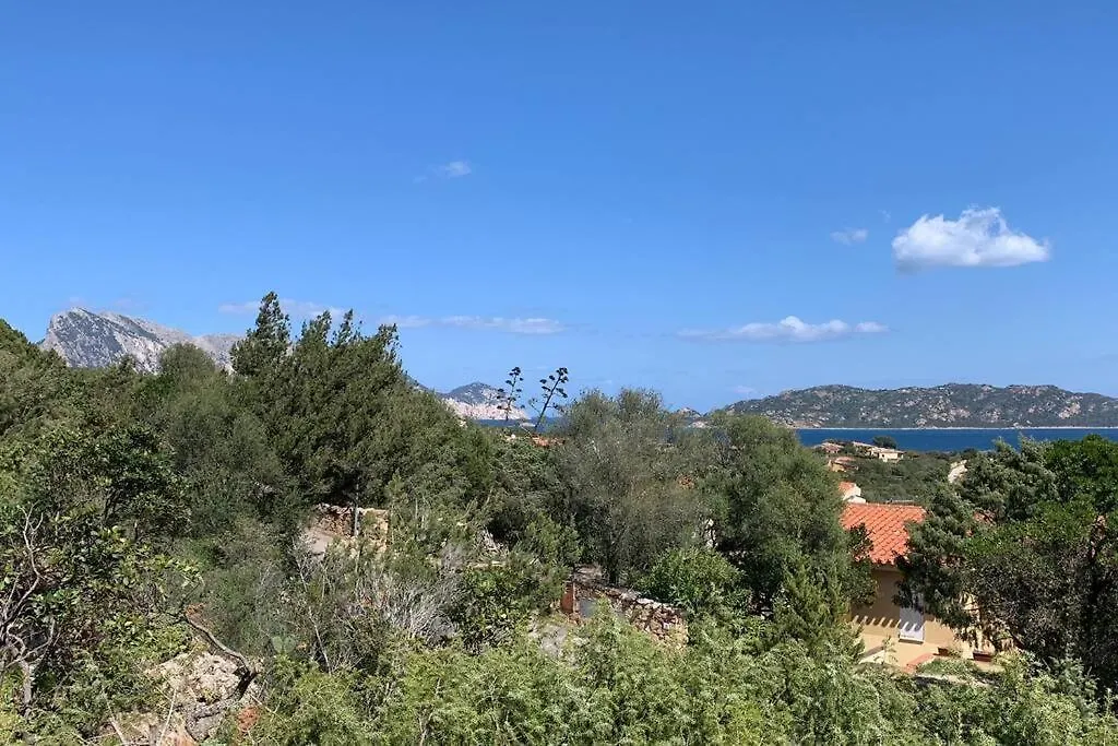 Semesterbostad Kiru Lovely Home - Villa Su Cuile, Cala Ginepro Monte Petrosu